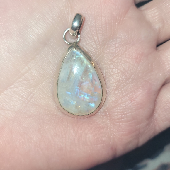 SOLD🚫🚫Moonstone Teardrop Pendant🚫🚫 - Picture 4 of 5